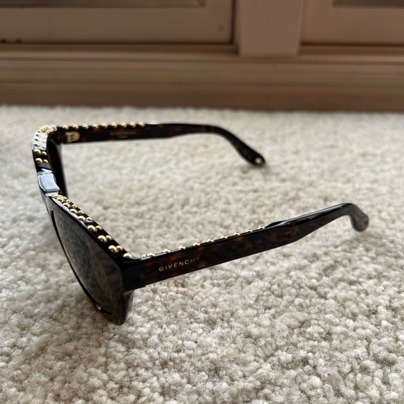 Givenchy GV 7018 Studded Sunglasses - Picture 2 of 7